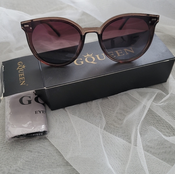 GQUEEN retro classic Oversized Shades *bundle deal in details* - Picture 1 of 3